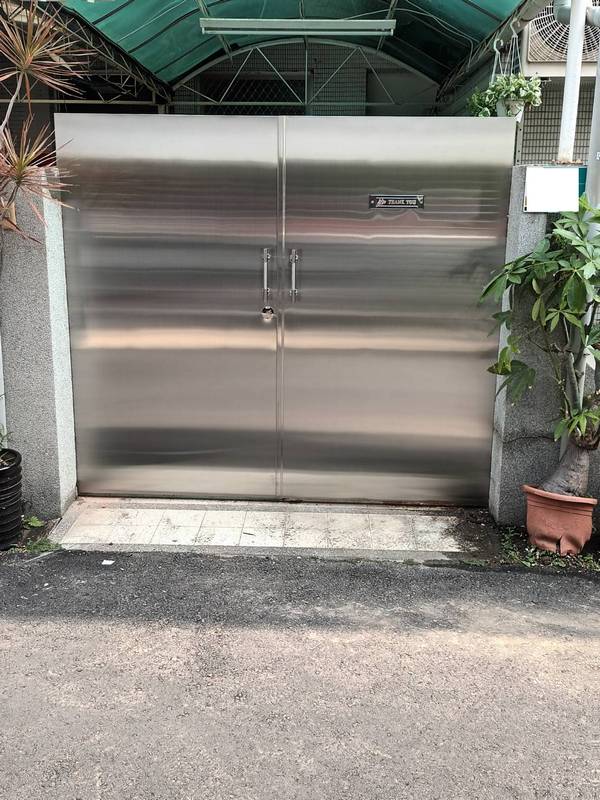 台南鐵門安裝