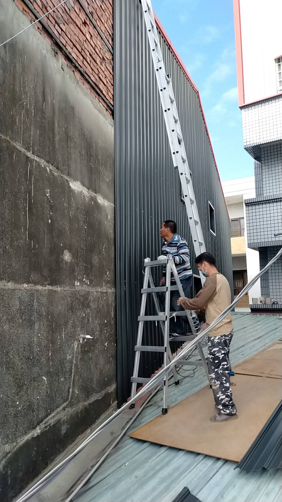 台南外牆穿鐵皮防水